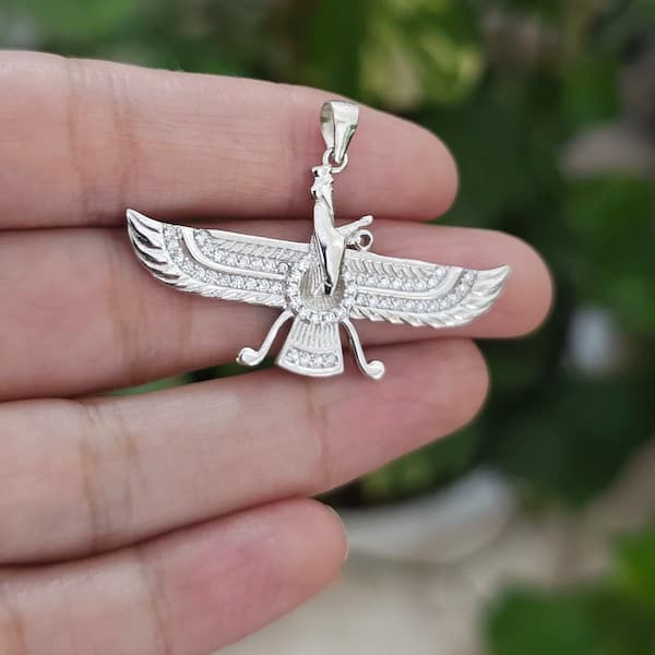 تصویر 1 از خرید و قیمت گردنبند نقره فروهر + فروش عمده